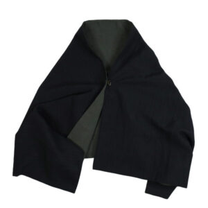 7h_01a_da_woollinen_reversible_cape