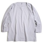 5a_a5_special_in_ordinary_model01_8length_shirt_limestone
