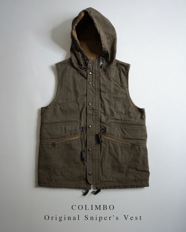 “New Arrival“ COLIMBO “Original Sniper’s Vest”が入荷しました！ ベストというよりは、スリーブレス・ジャケットのアピアランスにまとめられたフーディーです。フラップなしのサックポケットとが一際目を引く、クラシックな佇まいが魅力です。また、コットンキャンバスを使ったタフな作りなので、普段着としてだけでなく、フィッシングベストとして、あるいはフィールドワーカー向けのユーティリティ・ベストとしても、さまざまな用途にお使い頂けます。シャツやカットソーの上に、さらっと着るだけで、独特の雰囲気を演出できるフーディー・ベストです。なお、フードのアジャスターもポイントで、帽子の上から被った場合もフィット感を高めるように、通常のアジャスターに加え 側頭部にコンプレッション機能を持たせています。 【 ★ 写真をタップ→「商品タグ」から商品ページにアクセス出来ます。】 ーーーーーーーーーーーーーーーーー □ color：Olive □ size： M・L（当店入荷サイズ） □ price：￥46,000(税別)【税込 ￥50,600】 ーーーーーーーーーーーーーーーーー @masuya1997 #COLIMBO #ORIGINALSNIPERSVEST #コリンボ #ハンティングベスト #シューティングベスト