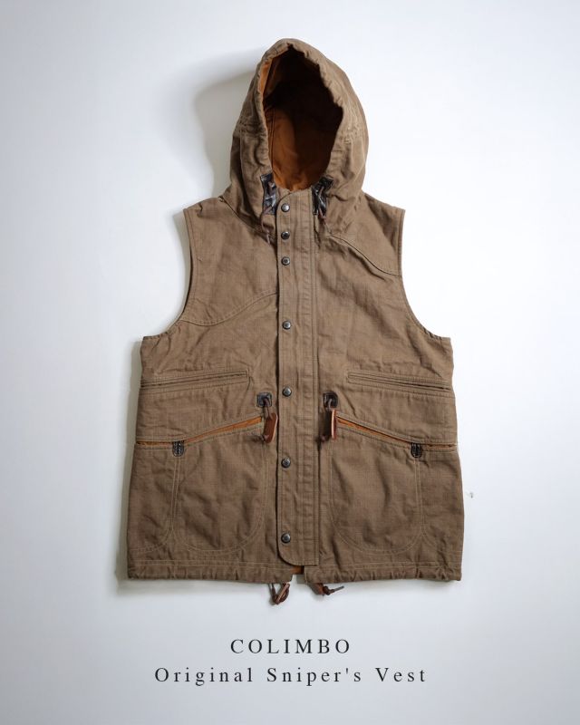 “New Arrival“ COLIMBO “Original Sniper’s Vest”｢khaki｣が、本日入荷しました！ ベストというよりは、スリーブレス・ジャケットのアピアランスにまとめられたフーディーです。フラップなしのサックポケットとが一際目を引く、クラシックな佇まいが魅力です。また、コットンキャンバスを使ったタフな作りなので、普段着としてだけでなく、フィッシングベストとして、あるいはフィールドワーカー向けのユーティリティ・ベストとしても、さまざまな用途にお使い頂けます。シャツやカットソーの上に、さらっと着るだけで、独特の雰囲気を演出できるフーディー・ベストです。なお、フードのアジャスターもポイントで、帽子の上から被った場合もフィット感を高めるように、通常のアジャスターに加え 側頭部にコンプレッション機能を持たせています。 【 ★ 写真をタップ→「商品タグ」から商品ページにアクセス出来ます。】 ーーーーーーーーーーーーーーーーー □ color：Khaki □ size： M・L（当店入荷サイズ） □ price：￥46,000(税別)【税込 ￥50,600】 ーーーーーーーーーーーーーーーーー @masuya1997 #COLIMBO #ORIGINALSNIPERSVEST #コリンボ #ハンティングベスト #シューティングベスト